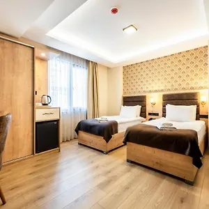 3* Hotel Emin Palace